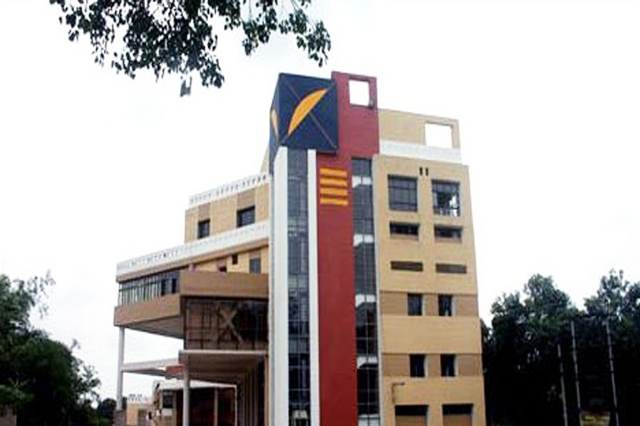 https://cache.careers360.mobi/media/colleges/social-media/media-gallery/8364/2018/11/24/Campus-View of Bengal School of Technology and Management, Hooghly_Campus-View.JPG